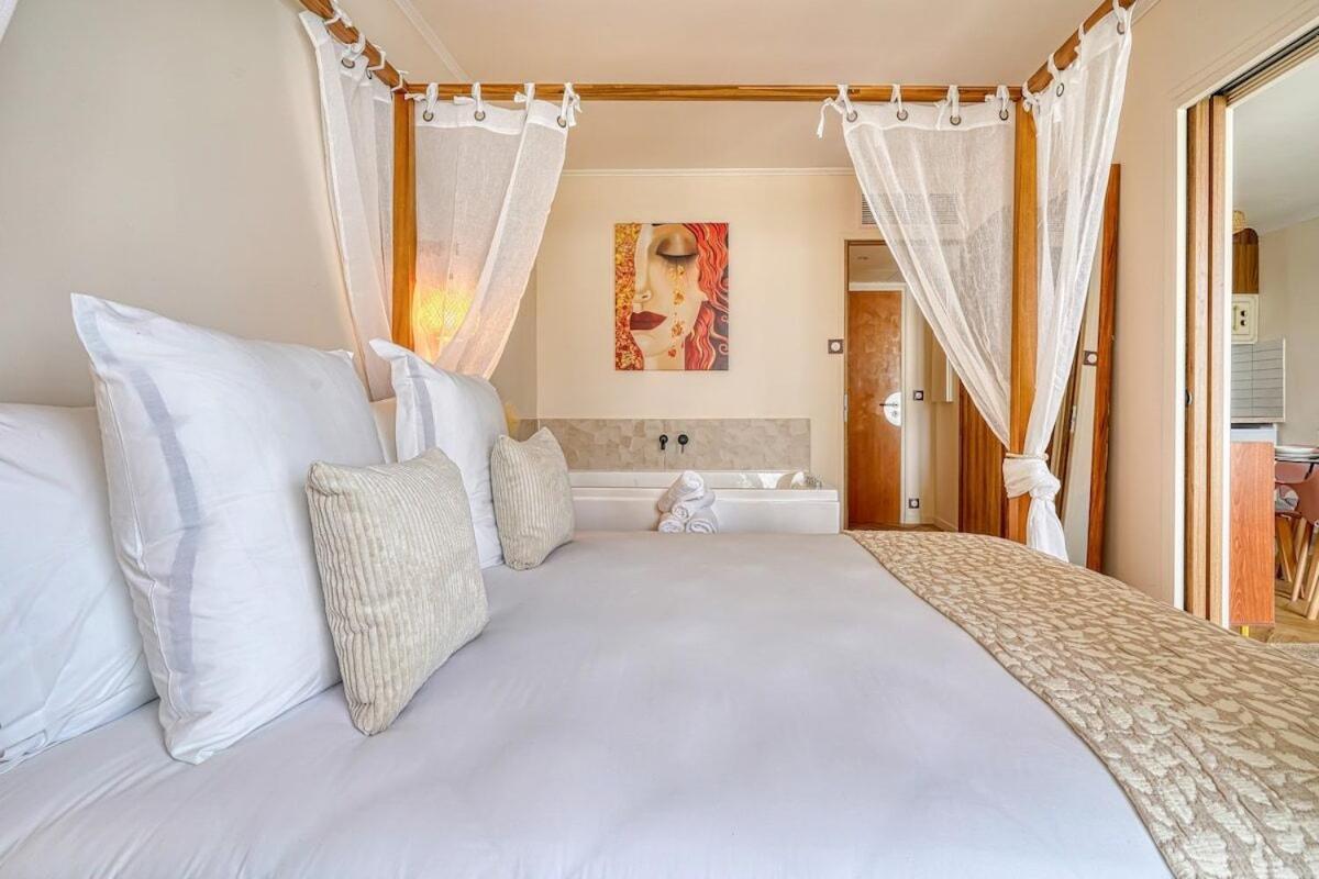 Inn Place To Be Paris La Defense Курбевуа Экстерьер фото