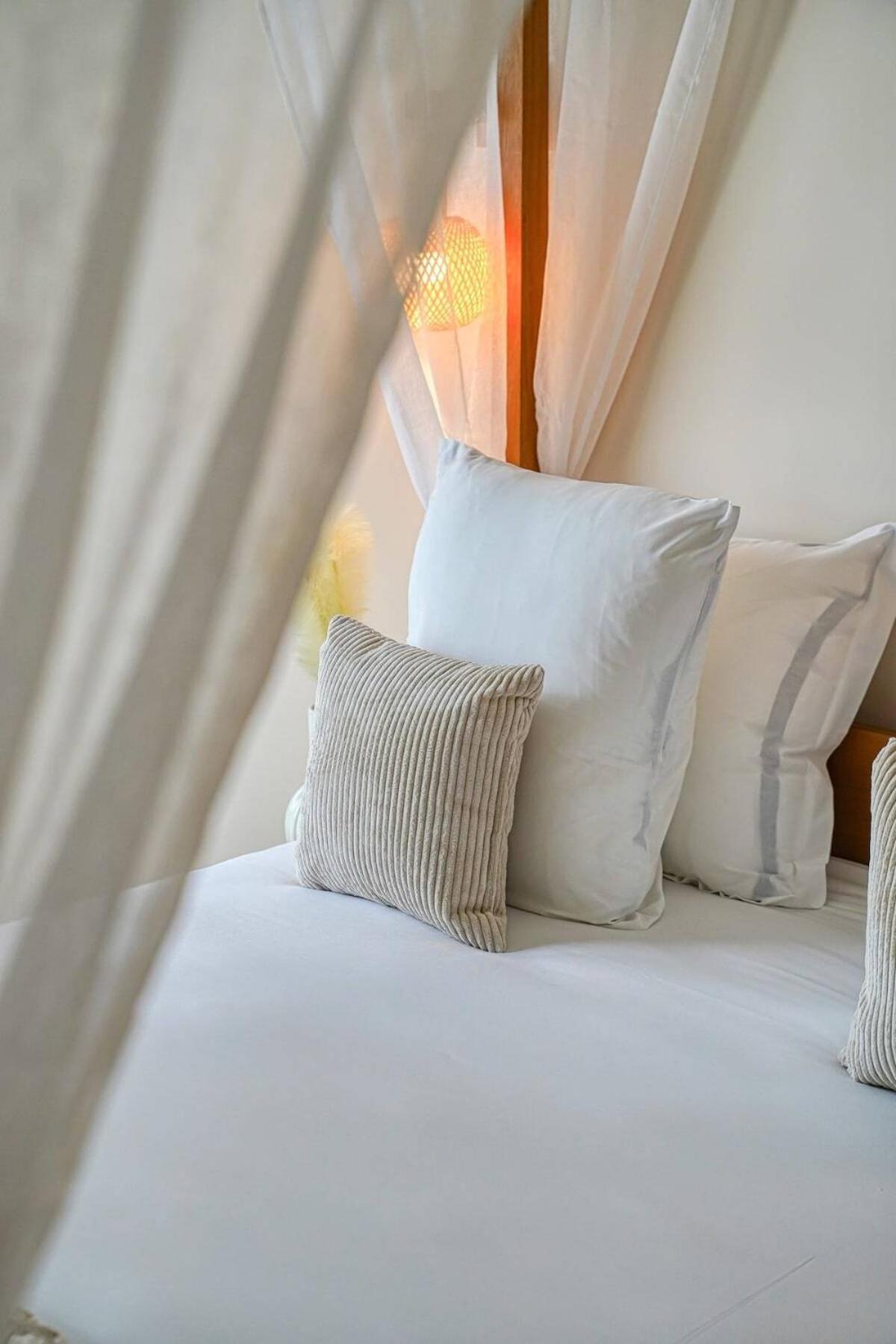 Inn Place To Be Paris La Defense Курбевуа Экстерьер фото